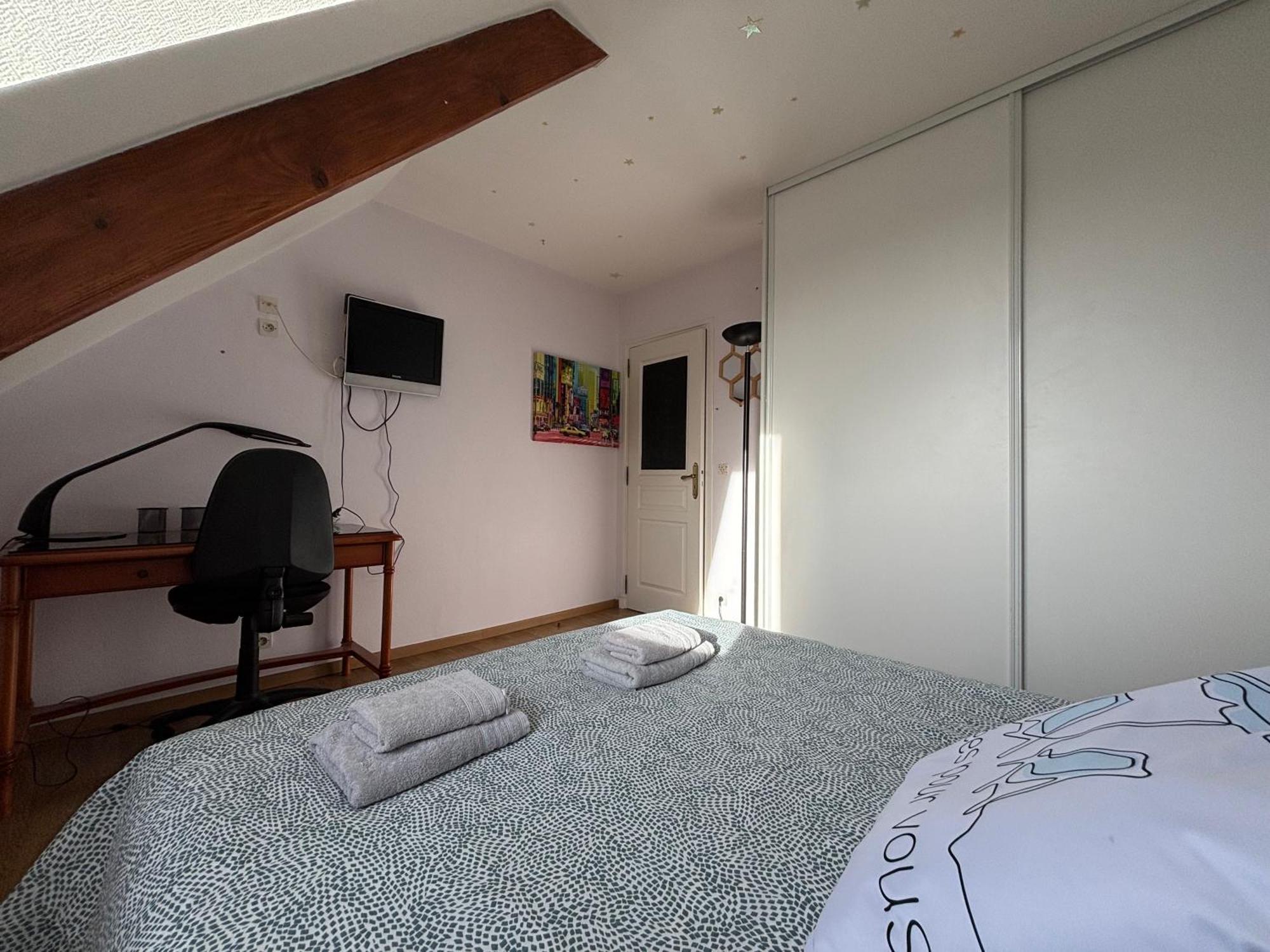 Villa Des Pontons Maison 5 Chambres Avec Grand Jardin Clos Et Belle Terrasse Sejour Spacieux Lumineux A 2 Kms De La Plage D'Arromanches Pres De Bayeux, Omaha Beach - Table De Ping Pong - Garage Tracy-sur-Mer Екстер'єр фото